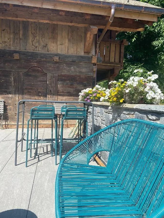 Les Mazots Des Fees Bed & Breakfast Morzine